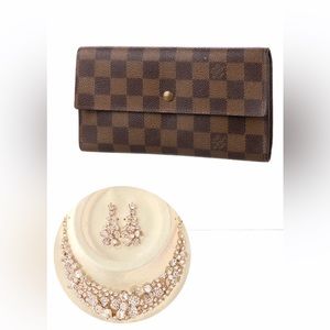 Louis Vuitton Elegant Damier Ebene Wallet